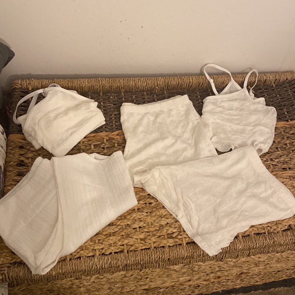 Sexy white sleep set L/XL new never worn  3 tops 2 bottoms